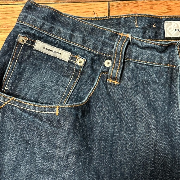 ROCAWEAR Men’s Y2K Baggy Wide-leg Dark Wash Denim Jeans Size 36 Embroidered RW - Picture 6 of 11